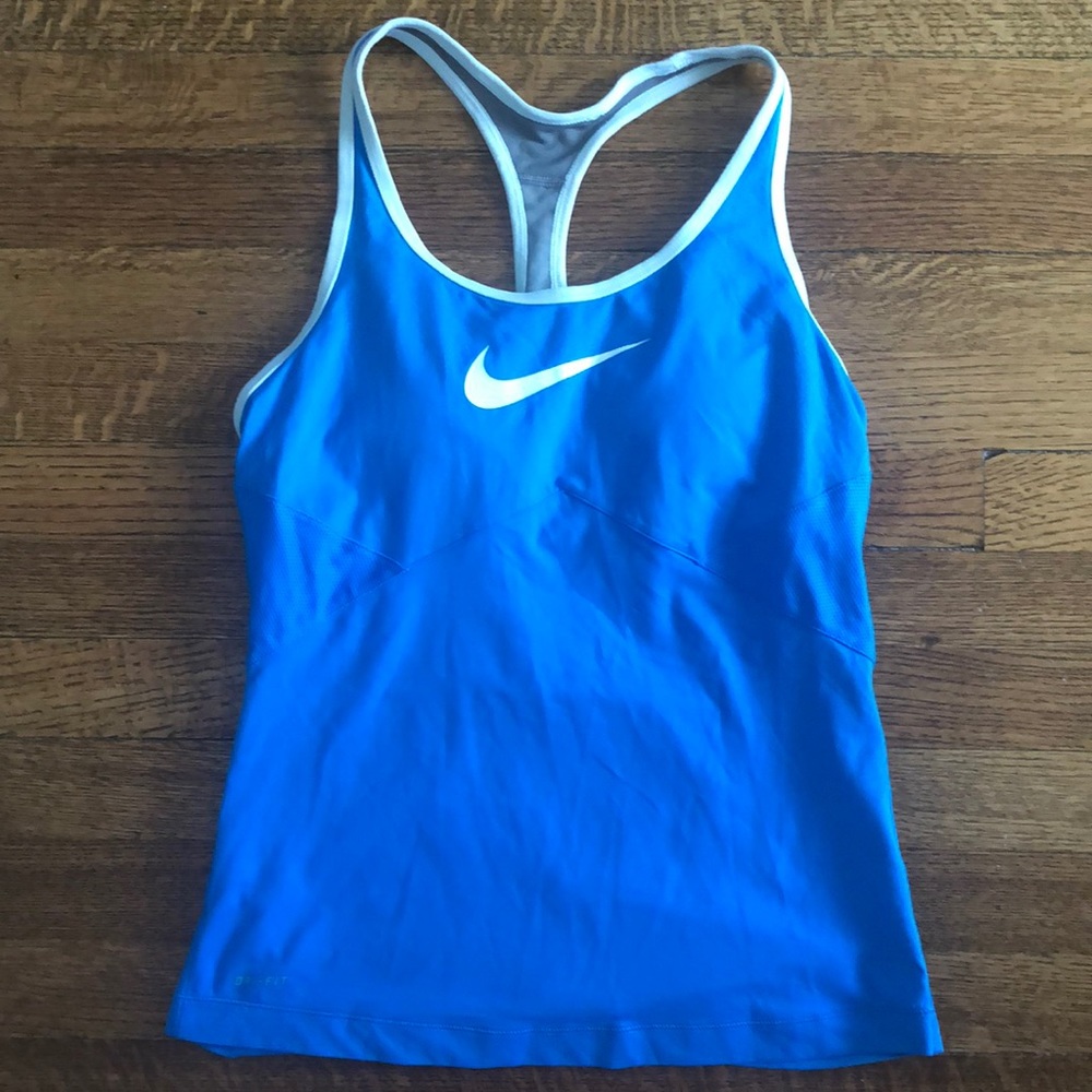 Nike Women’s Dri Fit Tank Top Size M